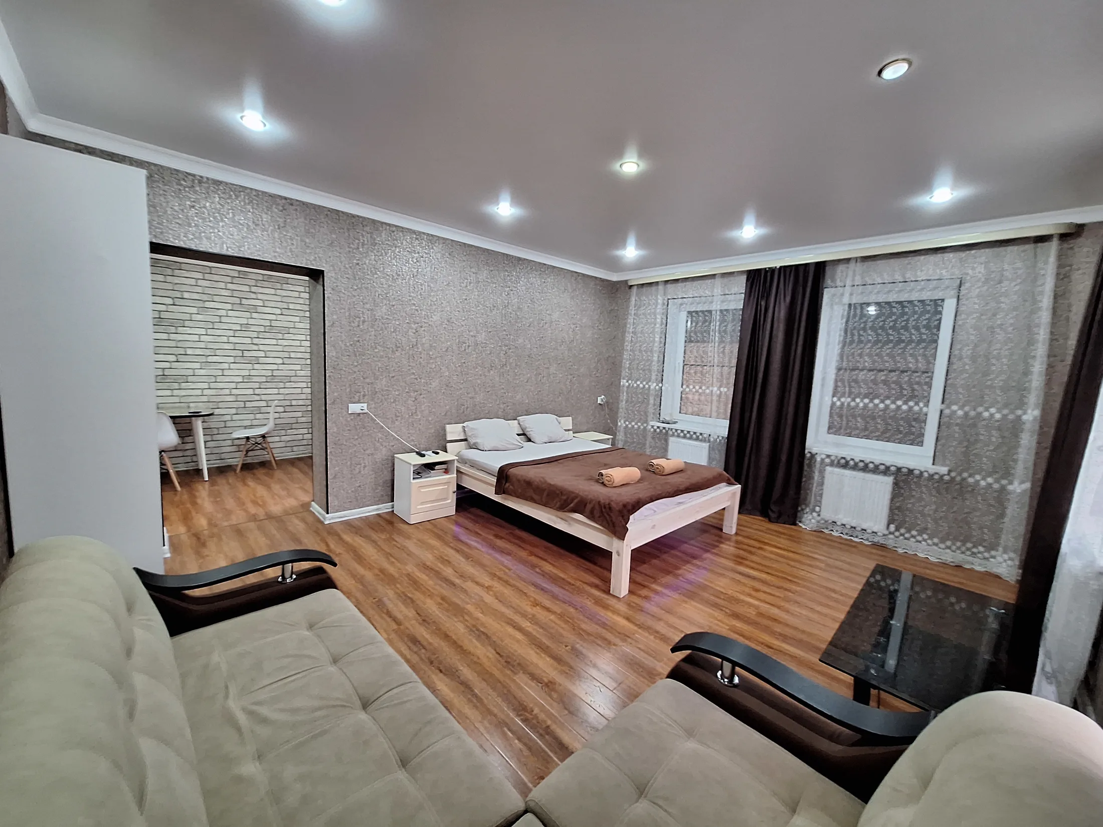 Номер Aпapтaменты Brown Room на Акопянца 1 